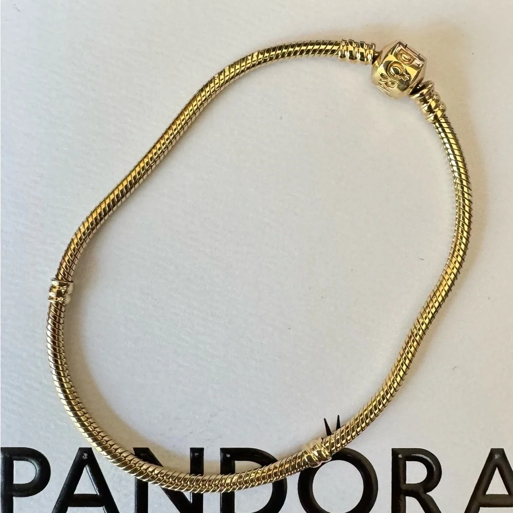 100% Authentic PANDORA Moments Snake  Bracelet 14k Yellow Gold 8.3”